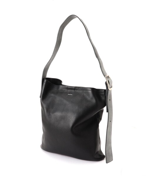 BEAVER（ビーバー）の「Hender Scheme/エンダースキーマ/one side belt bag（バッグ・メンズ・ブラック/ネイビー・F）」の2枚目の写真