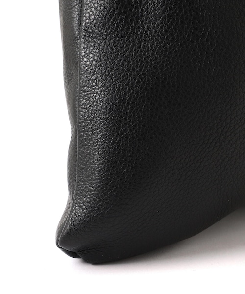 BEAVER（ビーバー）の「Hender Scheme/エンダースキーマ/one side belt bag（バッグ・メンズ・ブラック/ネイビー・F）」の6枚目の写真