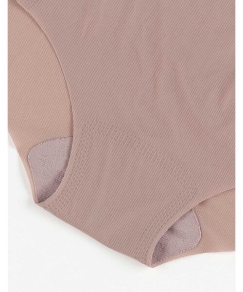 AMPHI（アンフィ）の「ショーツ/PFF109（アンダーウェア・BL_ブラック/PO_ピーチ/BE_ベージュ/BR_ブラウン/LB_ラズベリー・M）」の7枚目の写真