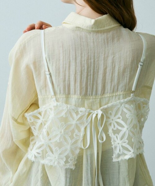 Crisp（クリスプ）の「フラワーシアーレースキャミ[c1k3618b]（キャミソール・レディース・ブラック/アイボリー・FREE）」の2枚目の写真