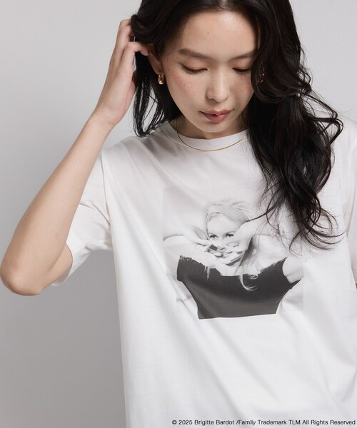 ROPE'（ロペ）の「【Brigitte Bardot×ROPE'・コラボ】プリント半袖T-shirt【洗える・洗濯耐久性・接触冷感】（Tシャツ/カットソー・レディース・ホワイト/ホワイト系・F）」の2枚目の写真
