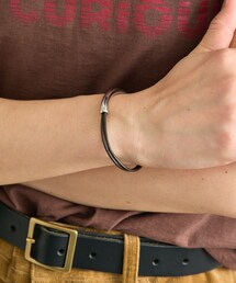 RIVE DROITE | 【程よい存在感】コードバングル(バングル/リストバンド)