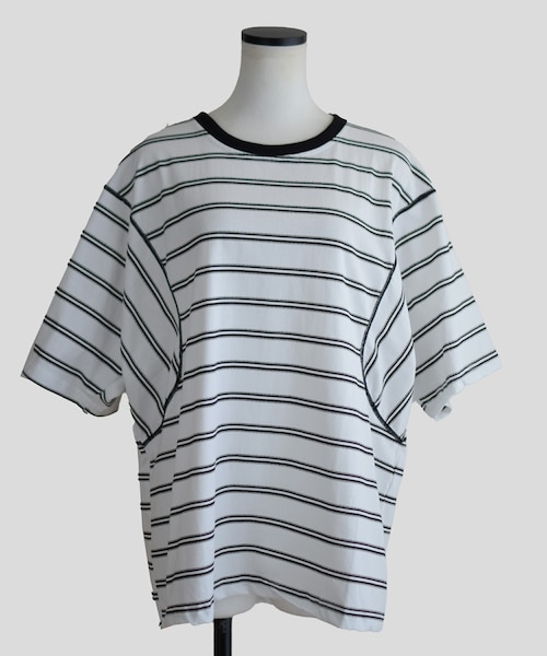 Marient(マリエント)の「ボーダーカーブオーバーT(Tシャツ/カットソー・レディース・ホワイト・FREE)」の1枚目の写真