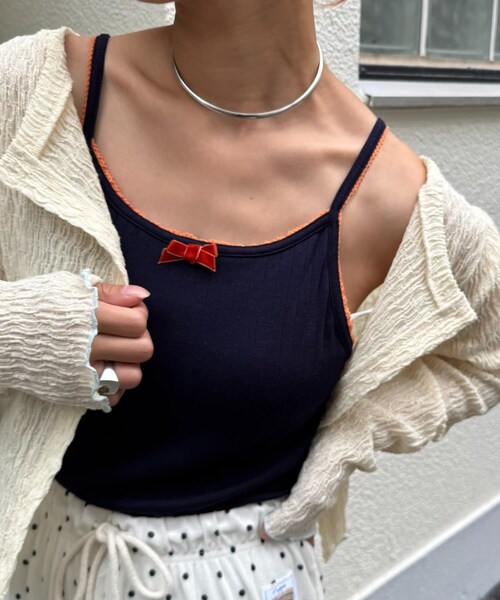 CIAOPANIC TYPY（チャオパニックティピー）の「H.Sカップ付きベロアリボンキャミ（タンクトップ・レディース・サックスブルー/ネイビー/オフホワイト・ONE）」の3枚目の写真