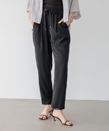 BAYFLOW（ベイフロー）の「≪予約≫[縦横に伸びるストレッチ入り]サララックテーパードパンツ（その他）」