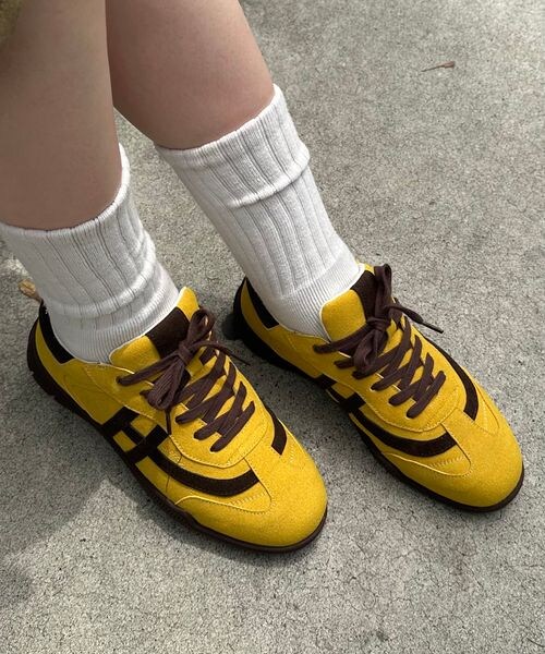FOREVER 21（フォーエバー トゥエンティーワン）の「ローカットスニーカー（その他・レッド30/キャメル54/イエロー60・M(23.0~23.5cm)/L(24.0~24.5cm)）」の11枚目の写真