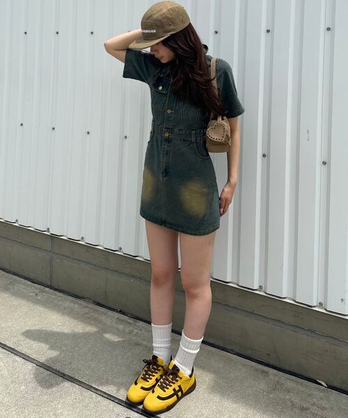 FOREVER 21（フォーエバー トゥエンティーワン）の「ローカットスニーカー（その他・レッド30/キャメル54/イエロー60・M(23.0~23.5cm)/L(24.0~24.5cm)）」の10枚目の写真