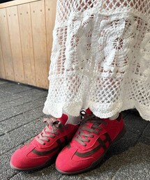 ローカットスニーカー