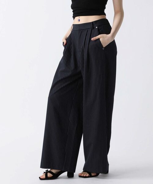 FOREVER 21(フォーエバー トゥエンティーワン)の「ストライプスラックス(フォーマルスーツ/小物・グレー10/ネイビー88・S/M)」の9枚目の写真