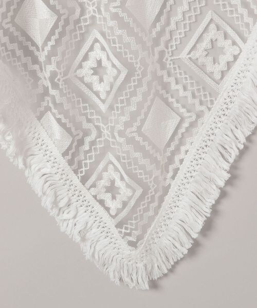 JEANASIS（ジーナシス）の「フリンジレーススカーフ（その他・レディース・ホワイト(08)/ブラック(09)・FREE）」の15枚目の写真