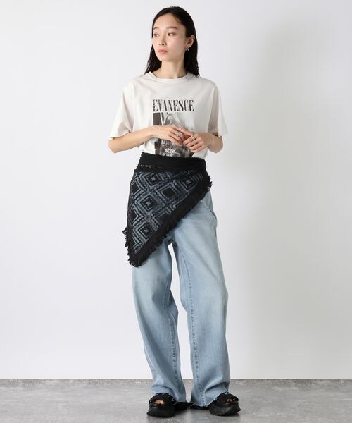 JEANASIS（ジーナシス）の「フリンジレーススカーフ（その他・レディース・ホワイト(08)/ブラック(09)・FREE）」の2枚目の写真