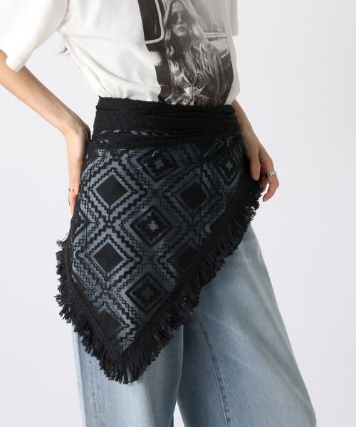 JEANASIS（ジーナシス）の「フリンジレーススカーフ（その他・レディース・ホワイト(08)/ブラック(09)・FREE）」の11枚目の写真