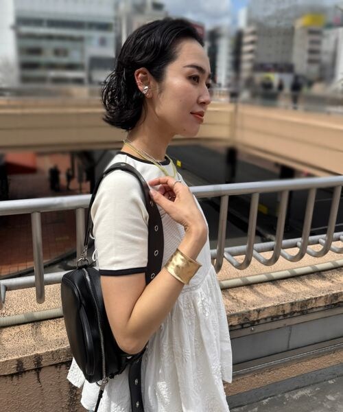 JEANASIS（ジーナシス）の「Round Ear Cuff（その他・レディース・シルバー(12)/ゴールド(52)・FREE）」の5枚目の写真