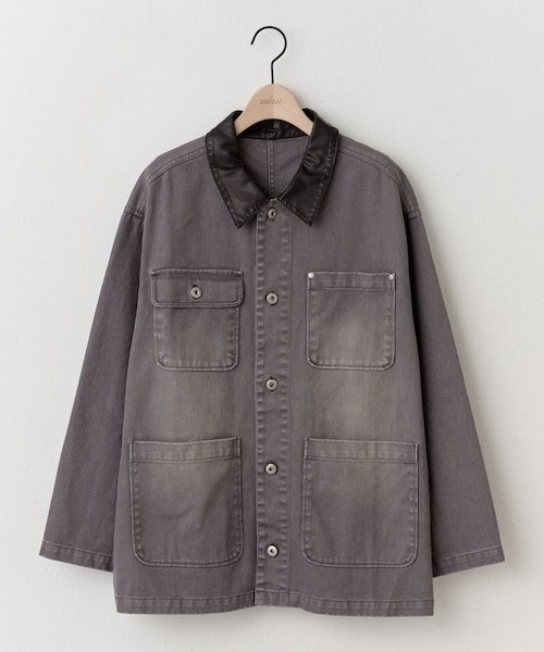 DISCOAT（ディスコート）の「【AW先行予約/ユニセックス】Fレザーコントラストカラーカバーオール（カバーオール・レディース・ライトベージュ/チャコールグレー・F）」の2枚目の写真