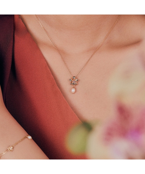 By Invite Only（バイインバイトオンリー）の「Gold Vanda Necklace（その他・レディース・Gold・Other）」の5枚目の写真