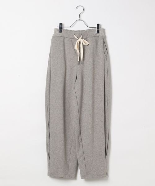 BAYFLOW(ベイフロー)の「裏毛タックパンツ(WOMEN)(その他・モクグレー(15)/ナチュラル(51)・F)」の4枚目の写真