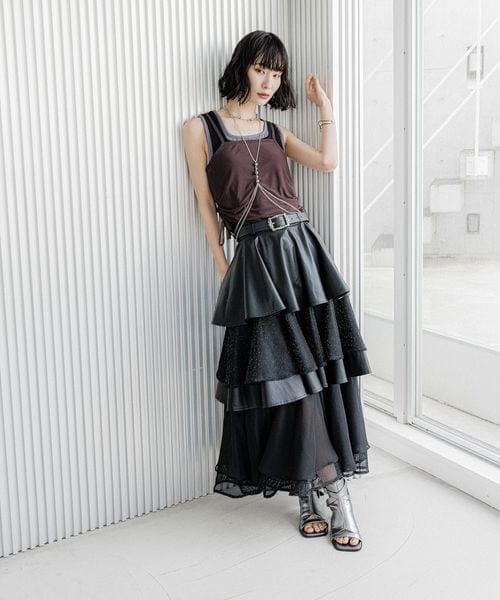 HARE（ハレ）の「フェイクレザーシアーティアードスカート（）」 - WEAR