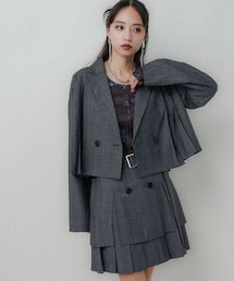 HARE（ハレ）の「2Pメランジショートジャケット＊スカパン（パンツ）」