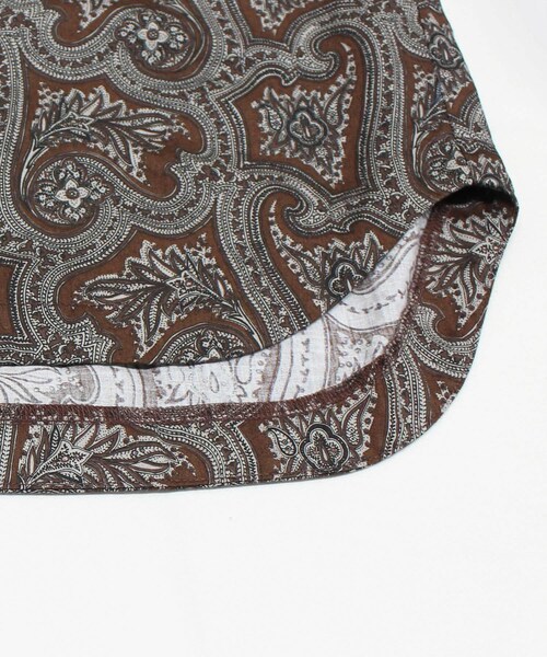 RNA-N（アールエヌエーエヌ）の「B2919 ヴィンテージペイズリーシャツ（トップス・レディース・チャコールグレーベース/ブラウンベース/ネイビーブルーベース）」の17枚目の写真