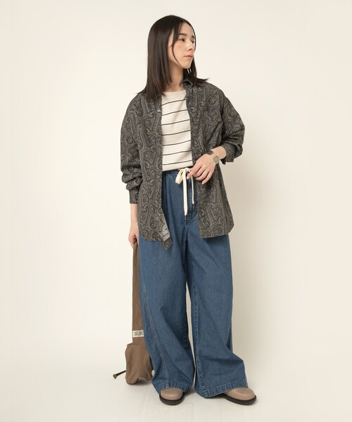 RNA-N（アールエヌエーエヌ）の「B2919 ヴィンテージペイズリーシャツ（トップス・レディース・チャコールグレーベース/ブラウンベース/ネイビーブルーベース）」の6枚目の写真