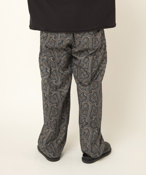 RNA-N（アールエヌエーエヌ）の「R4373 ヴィンテージペイズリーパンツ（パンツ・レディース・チャコールベース/ブラウンベース/ネイビーブルーベース）」の20枚目の写真