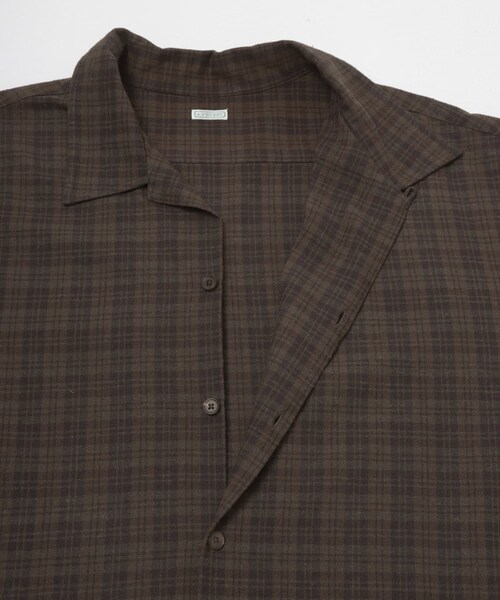 URBAN RESEARCH(アーバンリサーチ)の「A PRESSE Silk Nep Loop Collar Shirts(シャツ/ブラウス・メンズ・BROWN・2/3)」の5枚目の写真