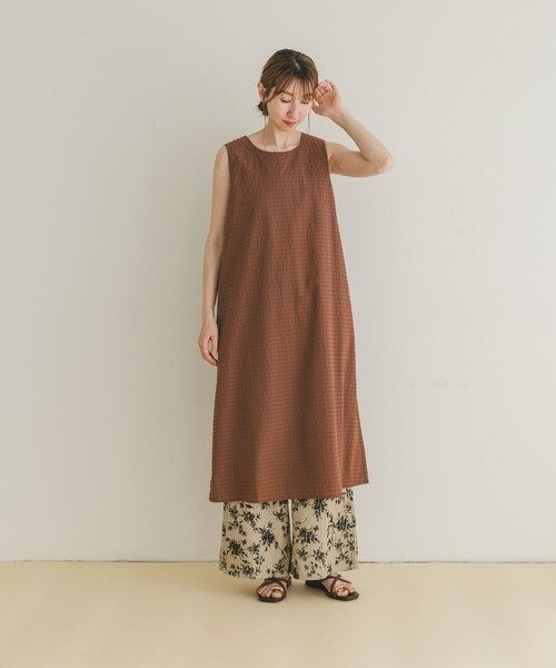 ITEMS URBANRESEARCH（アイテムズ アーバンリサーチ）の「サッカーノースリーブワンピース（ワンピース・レディース・CHK/BLK/BRN・FREE）」の17枚目の写真