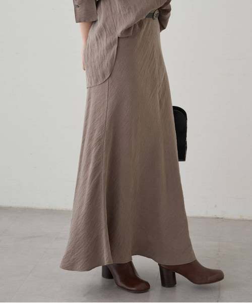 LOUNGEDRESS（ラウンジドレス）の「とろみフレアスカート（スカート