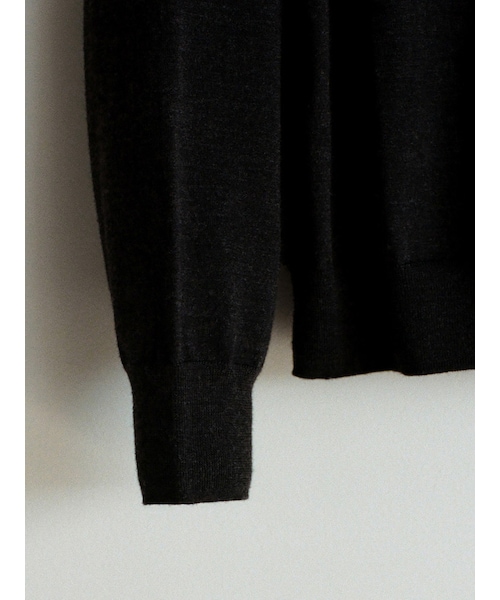 W/Si/Ca 18G V Neck Knit　ASH BLACK　黒 長袖 LIDNM（リドム）の「W/Si/Ca 18G V Neck Knit（ニット/セーター）」 - WEAR