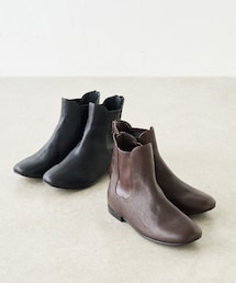 BEARDSLEY（ビアズリー）の「レザーサイドゴアブーツ（ブーツ・レディース）」