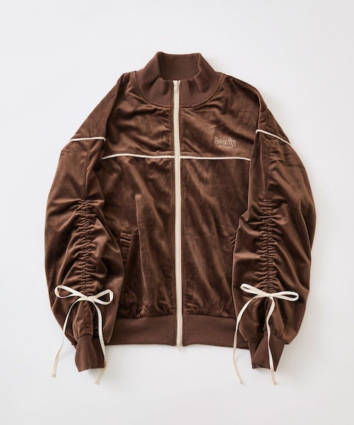 OLIVE des OLIVE（オリーブデオリーブ）の「ベロアトラックジャケット