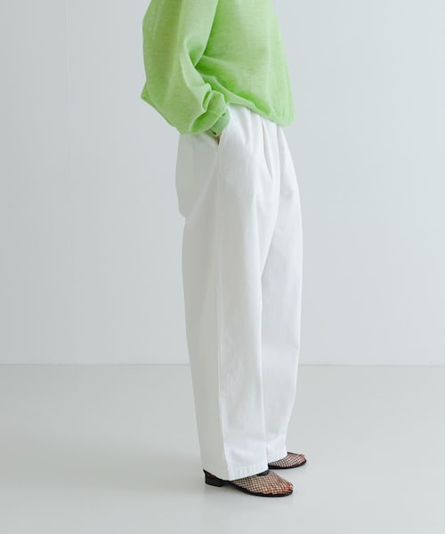 URBAN RESEARCH（アーバンリサーチ）の「『3サイズ展開』チノイージーパンツ（チノパンツ・レディース・BEIGE/OFF・38/40/36）」の16枚目の写真