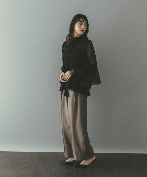 URBAN RESEARCH ROSSO（アーバンリサーチロッソ）の「ブライトツイルタックパンツ（その他パンツ・レディース・BROWN/SAX・36/38）」の6枚目の写真