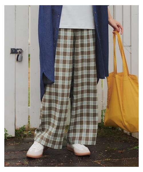 nissen（ニッセン）の「大きいサイズ　セミワイドイージーパンツ（ゆったりヒップ）（パンツ・レディース・モカ系/黒系・L/LL/3L/4L/5L/6L/8L/10L）」の17枚目の写真