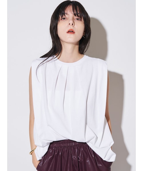ELENDEEK（エレンディーク）の「TECH MATERIAL TUCKED CS（Tシャツ/カットソー・レディース・オフホワイト/チャコールグレー/ボルドー/ライトグレー・F）」の21枚目の写真