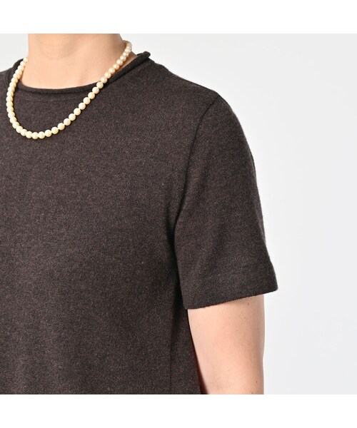 45R（フォーティファイブアール）の「カシミヤのTシャツ（トップス・メンズ・23-グレートップ/83-こげ茶トップ・02-M/03-L）」の9枚目の写真