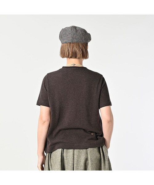 45R（フォーティファイブアール）の「カシミヤのTシャツ（トップス・メンズ・23-グレートップ/83-こげ茶トップ・02-M/03-L）」の7枚目の写真