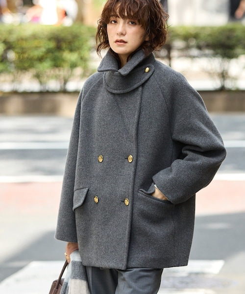 RIVE DROITE（リヴドロワ）の「予約【9/25 6:00-予約販売開始/リバイバル/新色追加】ラグランPコート/11月下旬お届け予定（ピーコート・レディース・ベージュ/グレー/ネイビー・36/38）」の2枚目の写真