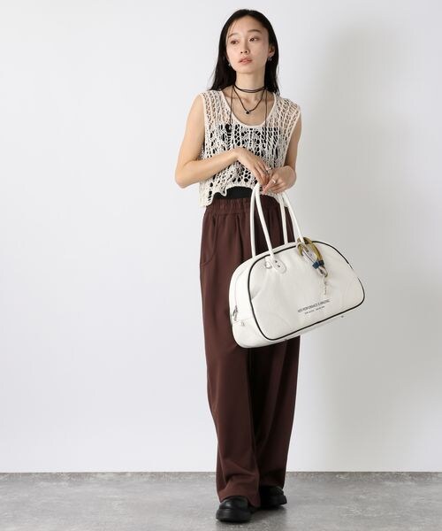 【美品】JEANASIS アンティークチャーム付きボストン JEANASIS（ジーナシス）の「アンティークチャームツキボストン