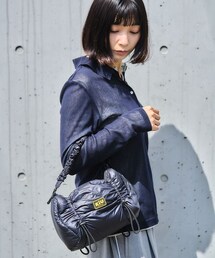 KiU（キウ）の「パフィーギャザーハンドルバッグ（バッグ）」