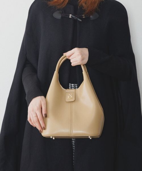 NICAL（ニカル）の「ラウンドバッグ / 554183（バッグ・ブラック 01/アイボリー 22/キャメル 82・FREE）」の13枚目の写真