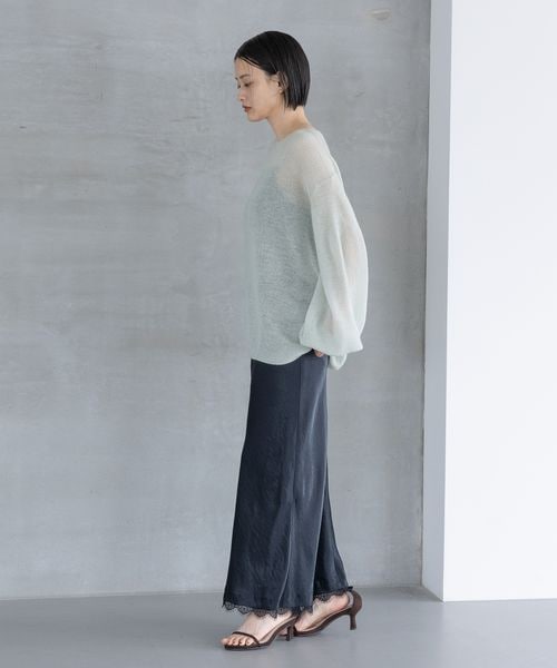 A part by(アパートバイ)の「カトリーヌサテンキャミワンピース(ワンピース/ドレス・レディース・アイボリー 08/ボルドー 38/ネイビー 88・FREE)」の17枚目の写真