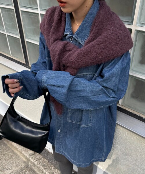 CIAOPANIC TYPY（チャオパニックティピー）の「【willow】シャギーBIGスカーフ（バンダナ/スカーフ・レディース・サックスブルー/バーガンディー・ONE）」の2枚目の写真