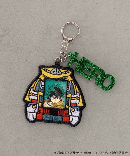 LOWRYS FARM（ローリーズファーム）の「ユニフォームキーホルダー（アクセサリー・緑谷出久(01)/爆豪勝己(02)/轟焦凍(03)/死柄木弔(04)/トガヒミコ(05)/荼毘(06)/相澤消太(07)・FREE）」の4枚目の写真