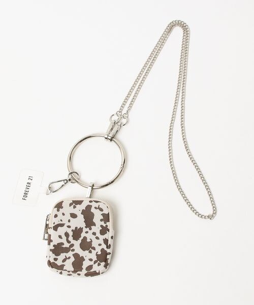 FOREVER 21(フォーエバー トゥエンティーワン)の「ポーチモバイルショルダ-(その他・カウ柄00/シルバー12/ブラウン51・FREE)」の4枚目の写真