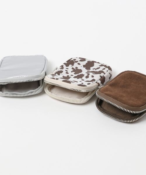 FOREVER 21(フォーエバー トゥエンティーワン)の「ポーチモバイルショルダ-(その他・カウ柄00/シルバー12/ブラウン51・FREE)」の18枚目の写真