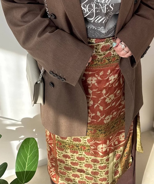 DISCOAT(ディスコート)の「10/15 20:00~販売!【@fururi_______企画】フルリマルシェスカーフ《WEB限定》(バンダナ/スカーフ・レディース・ピンク/ブラウン/イエロー・FREE)」の2枚目の写真