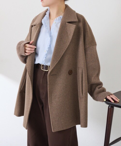 COLLAGE GALLARDAGALANTE(コラージュガリャルダガランテ)の「【ウール混】ニットスリーブダブルコート(チェスターコート・レディース・ネイビー/モカ・F)」の2枚目の写真