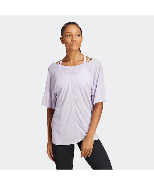 adidas（アディダス）の「ヨガ スタジオ オーバーサイズ Tシャツ