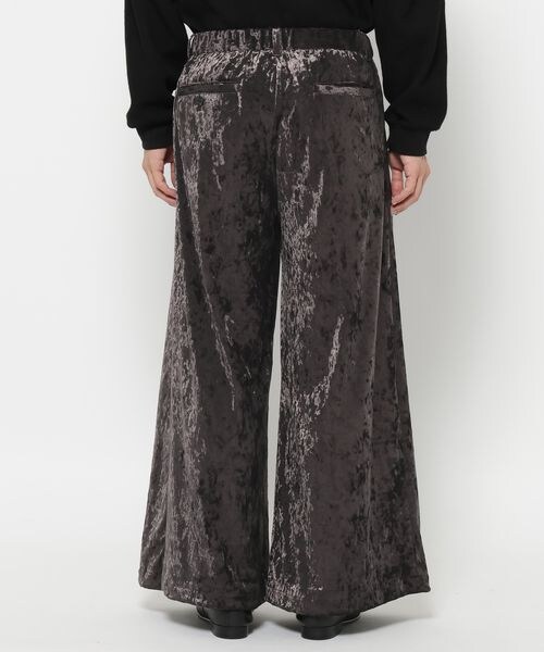 HARE(ハレ)の「クラッシュベロアボリュームパンツ(パンツ・【セットアップ対応】ブラック09/【セットアップ対応】ブラウン50・S/M)」の20枚目の写真